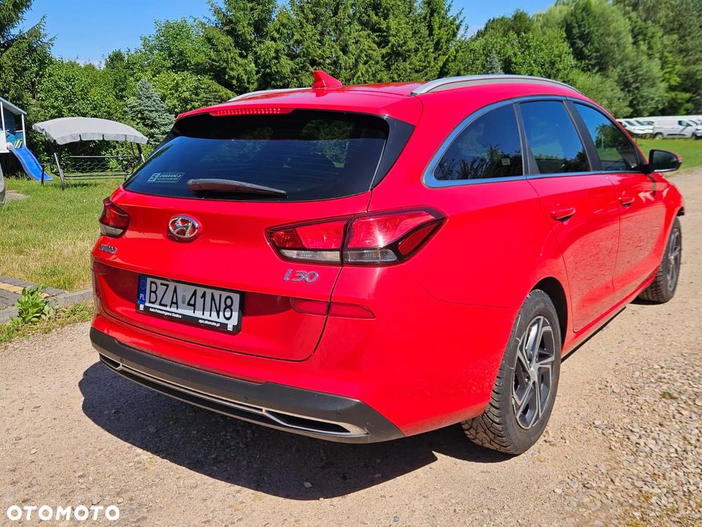 Hyundai i30 1.6 D Comfort - 9