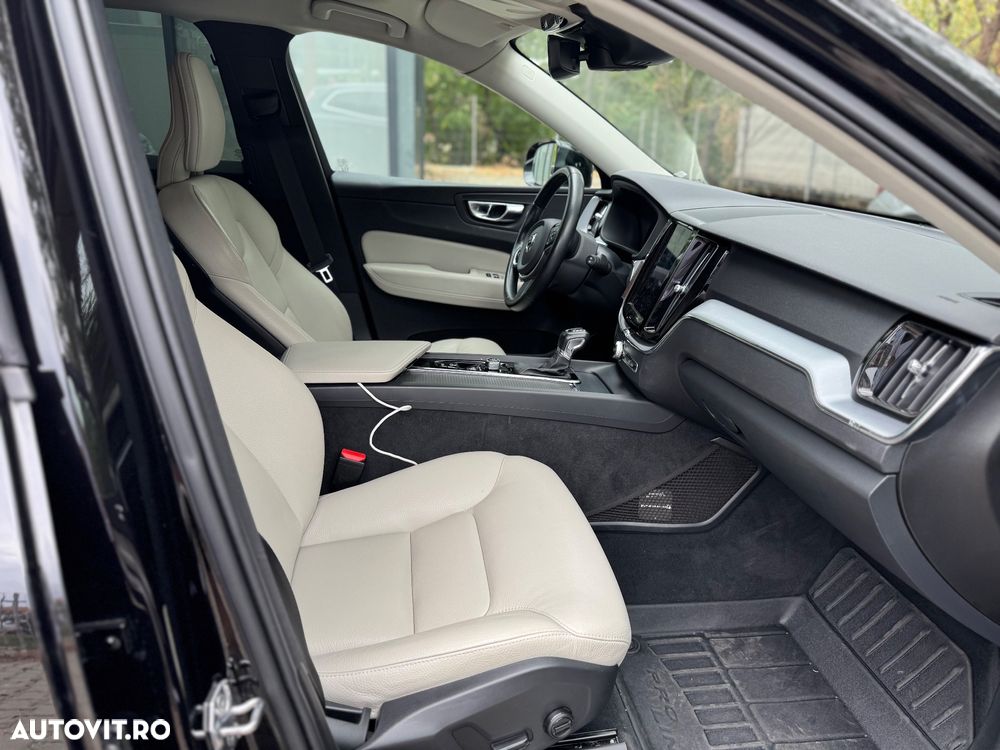 Volvo XC 60 D4 AWD Momentum - 15