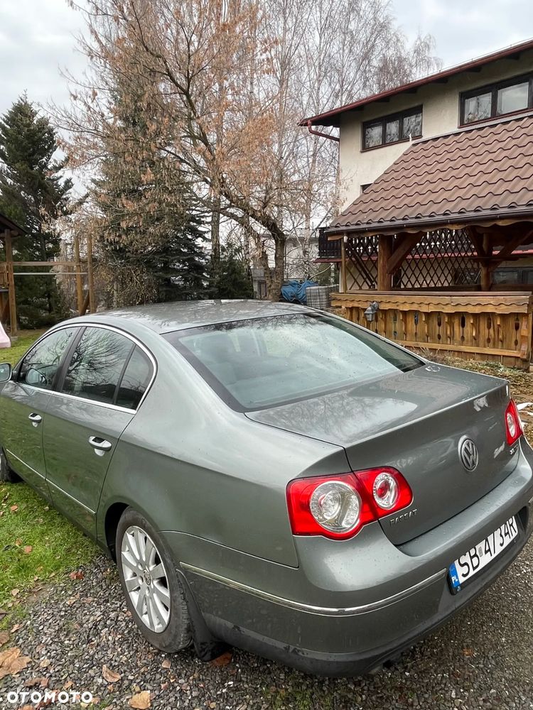 Volkswagen Passat 2.0 TDI Comfortline - 17