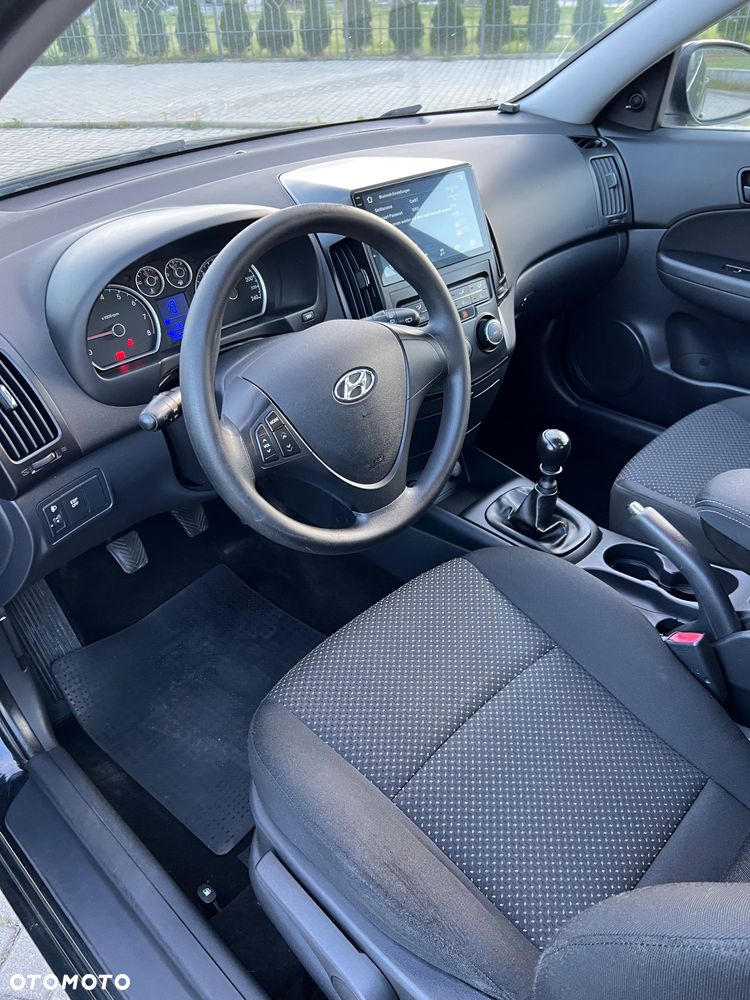 Hyundai i30 1.4 Premium - 9