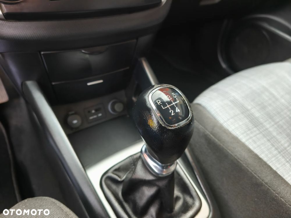 Kia Ceed 1.4 L - 14
