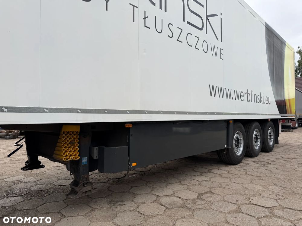 Schmitz Cargobull CARRIER VECTOR 1850 / 7 CM GRUBA ŚCIANA / 4 ZAMKNIĘCIA DRZWI / DRUKARKA / KOSZ PALETOWY / OŚ PODNOSZONA / DIESEL+ELEKTRYK / 2010 ROK !! - 12