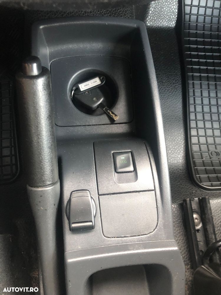 Renault Kangoo 1.5 dCI eXtrem - 10