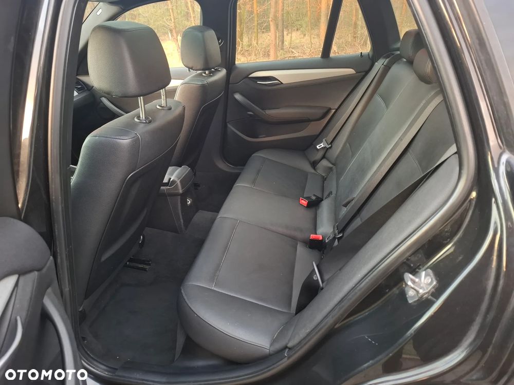 BMW X1 xDrive20d - 8