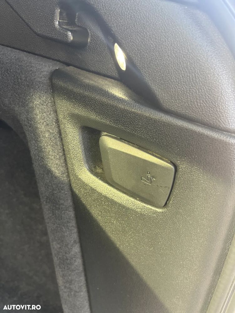 BMW X3 xDrive20d AT Luxury Line - 32