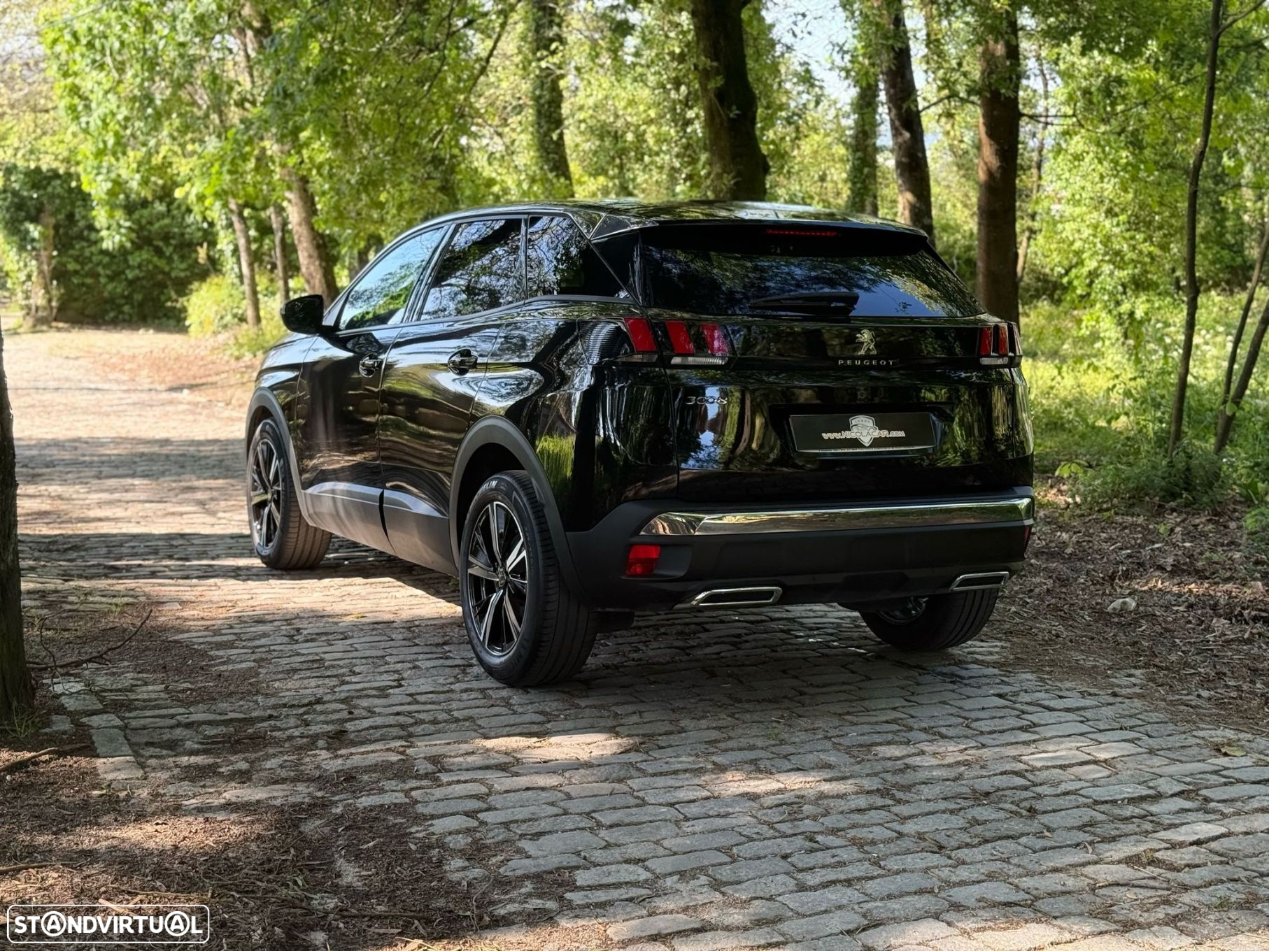 Peugeot 3008 1.5 BlueHDi Allure EAT8 - 18