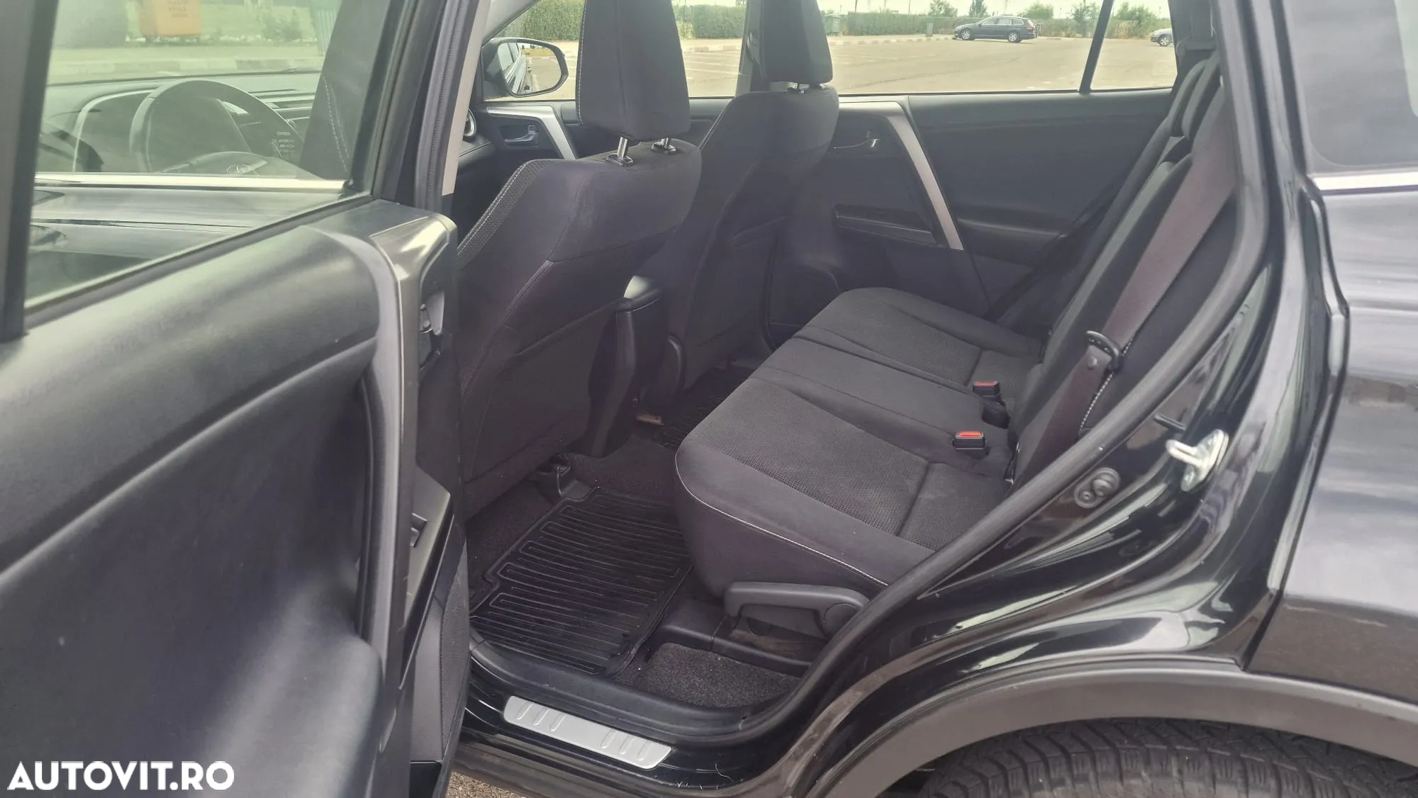 Toyota RAV4 2.0 D-4D 2WD Elegance - 10