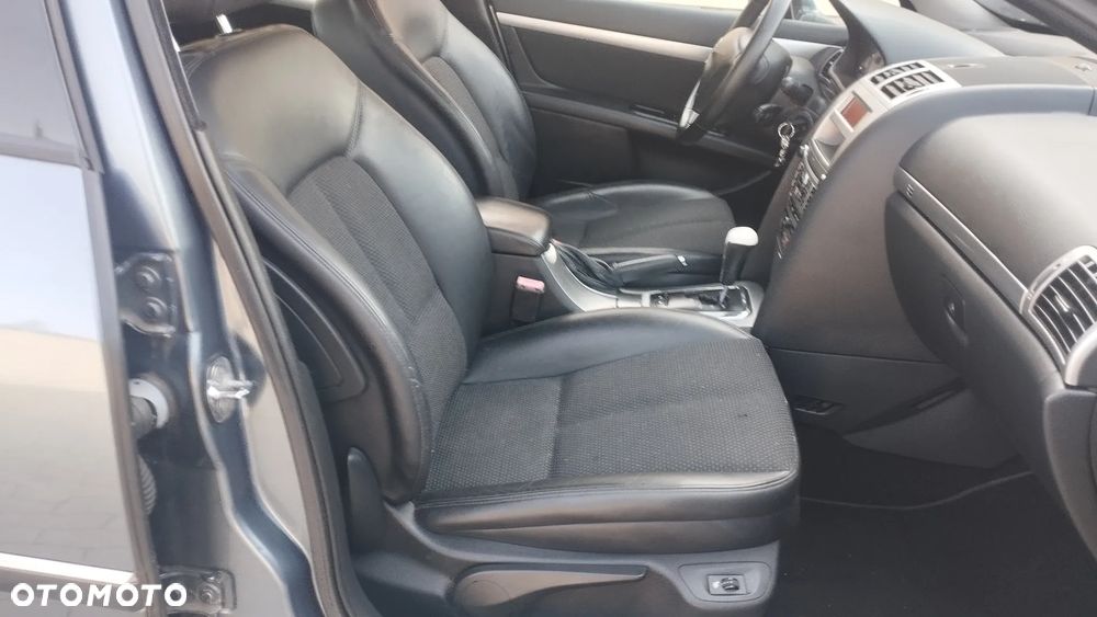 Peugeot 407 2.0 HDi Premium - 17