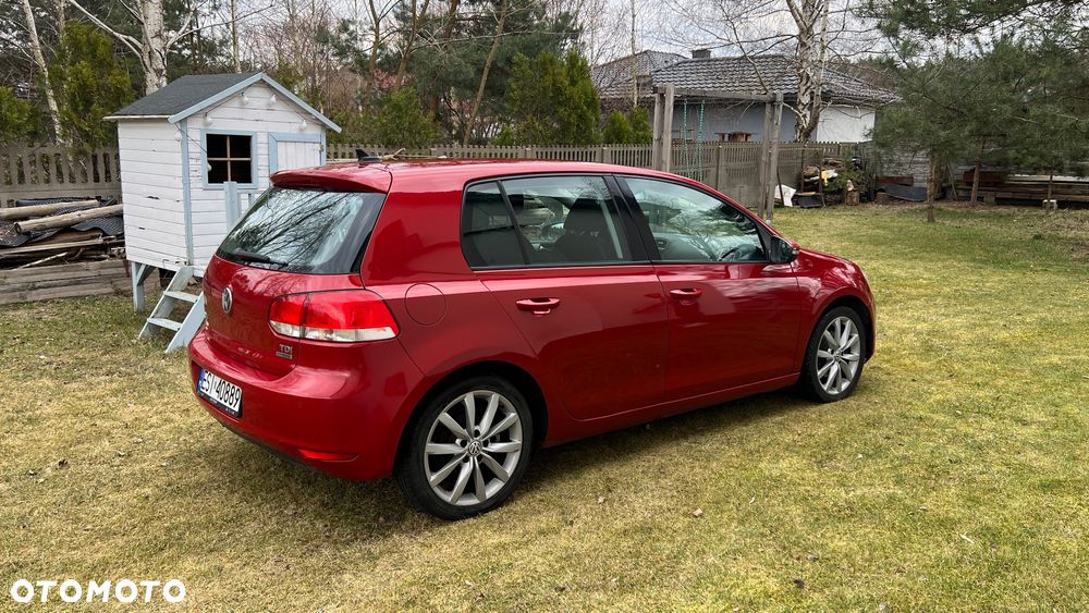 Volkswagen Golf 1.6 TDI DPF BlueMotion - 9