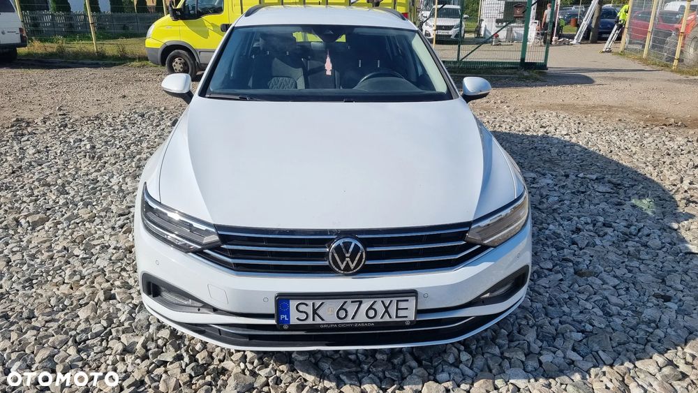Volkswagen Passat - 14