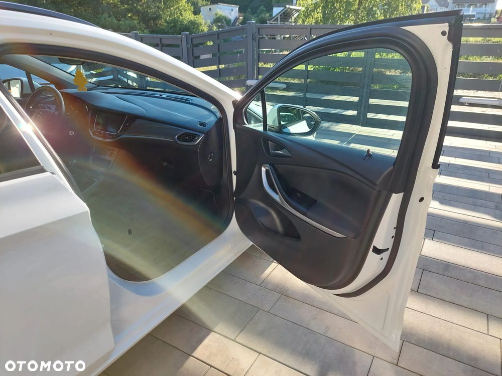 Opel Astra 1.4 Turbo Sports Tourer Innovation - 28