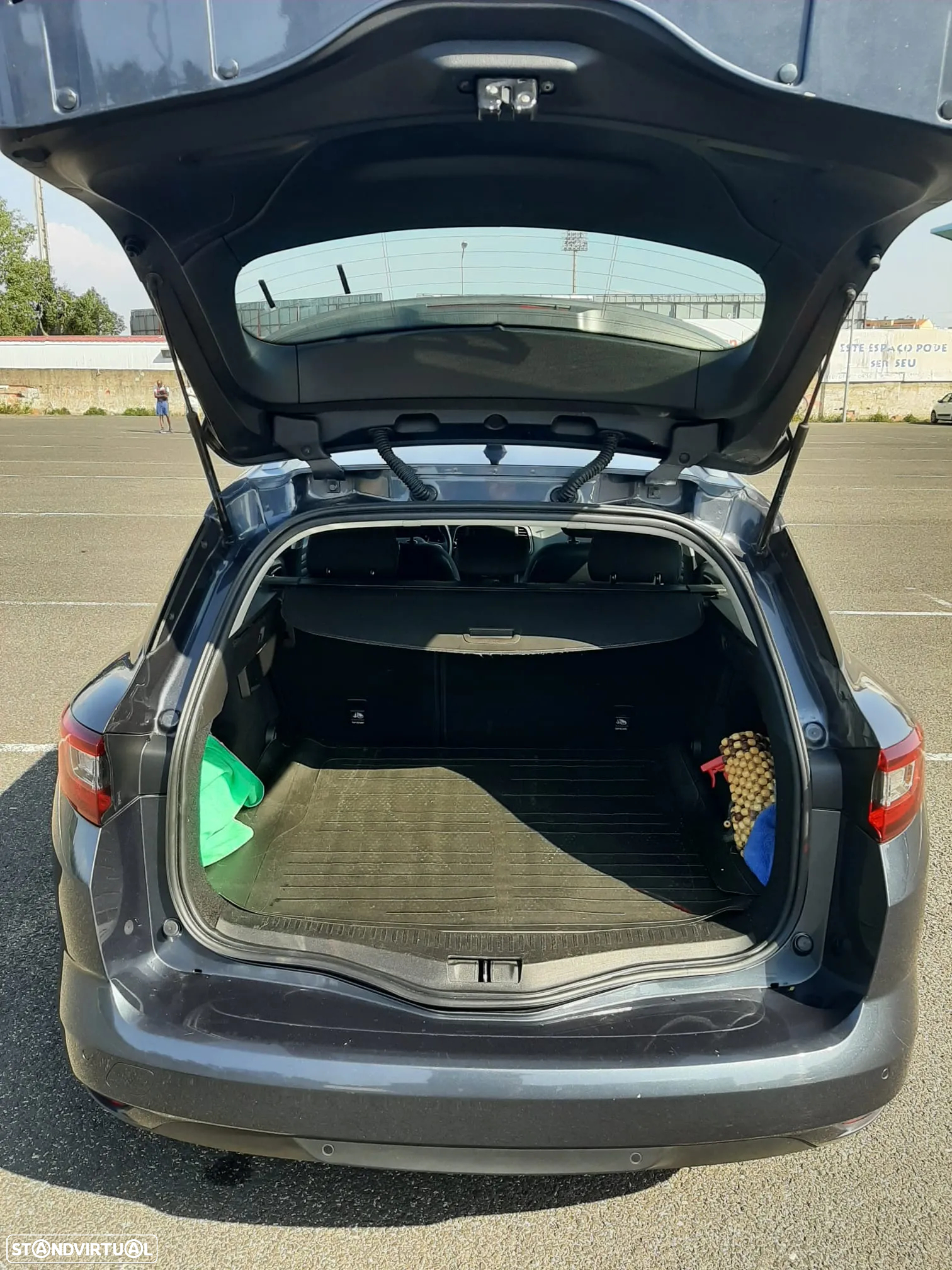 Renault Mégane Sport Tourer 1.5 dCi Zen - 6