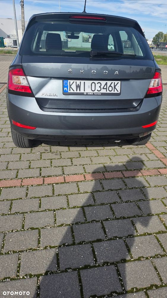 Skoda Fabia - 10
