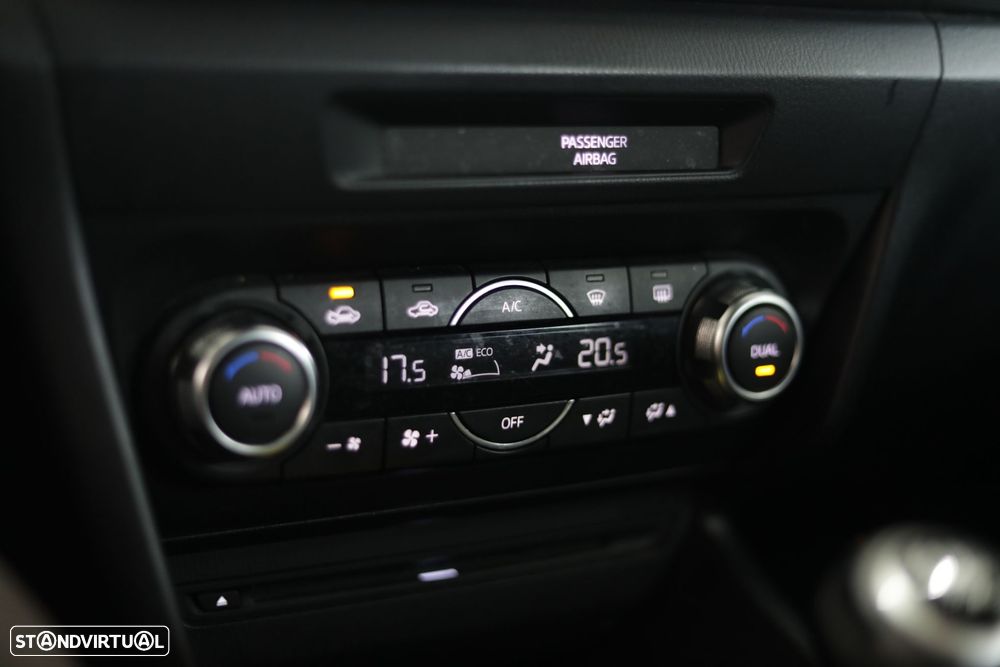 Mazda 3 1.5 Sky-D Evolve HS Navi - 15