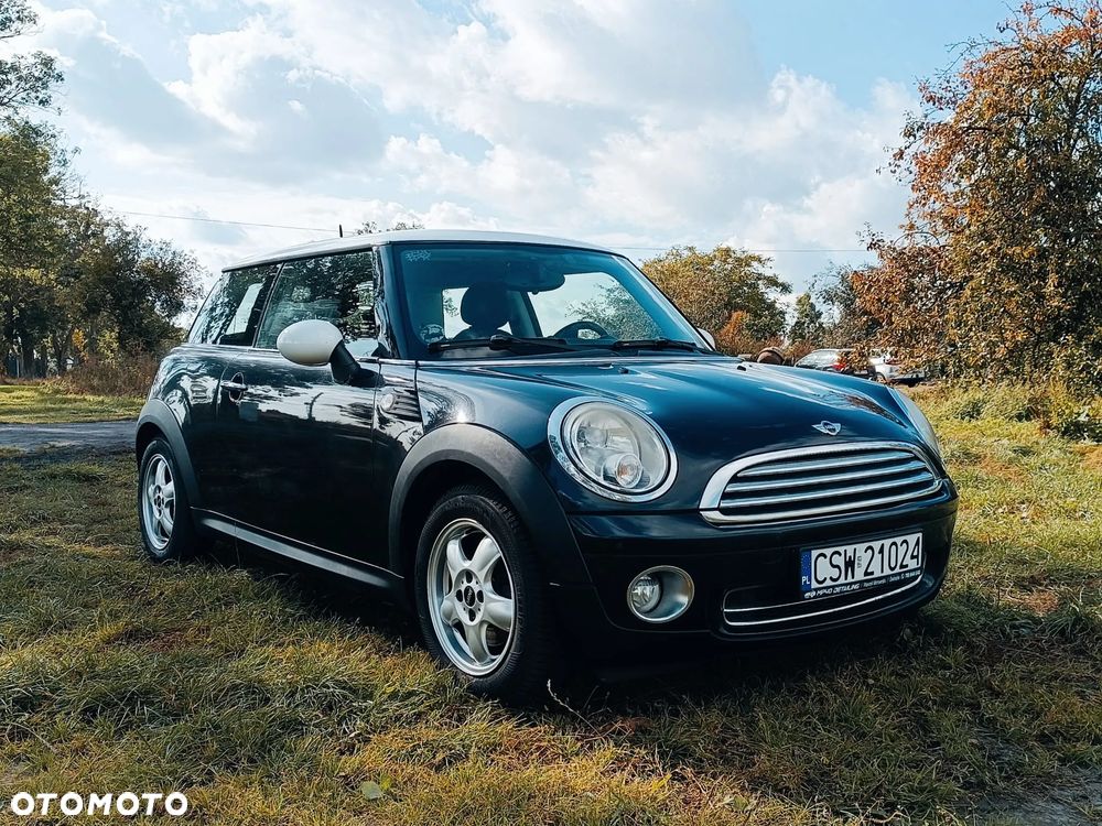 MINI Cooper Standard - 1