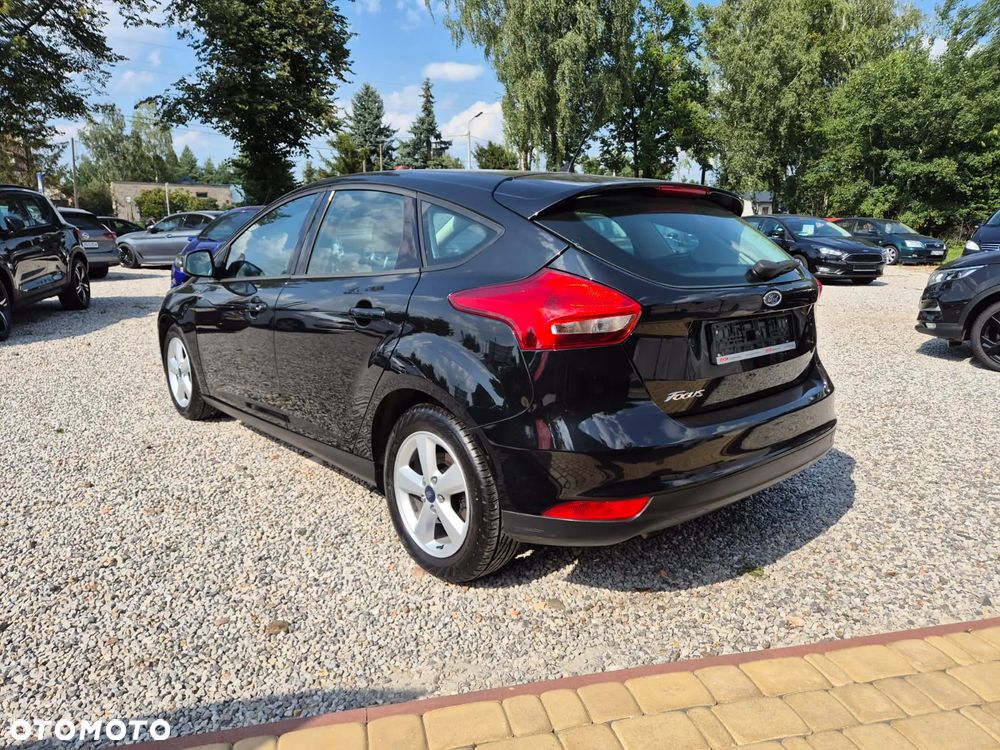 Ford Focus 1.6 TDCi DPF Titanium - 3