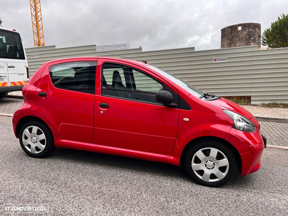 Toyota Aygo 1.0 + - 4