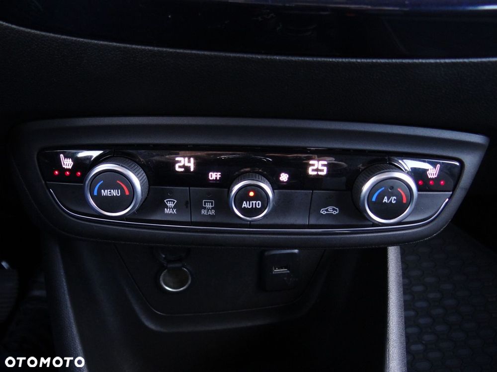 Opel Crossland X 1.2 T 120 Lat S&S - 10