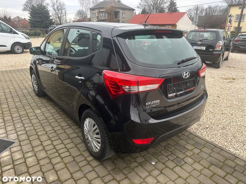 Hyundai ix20 - 5