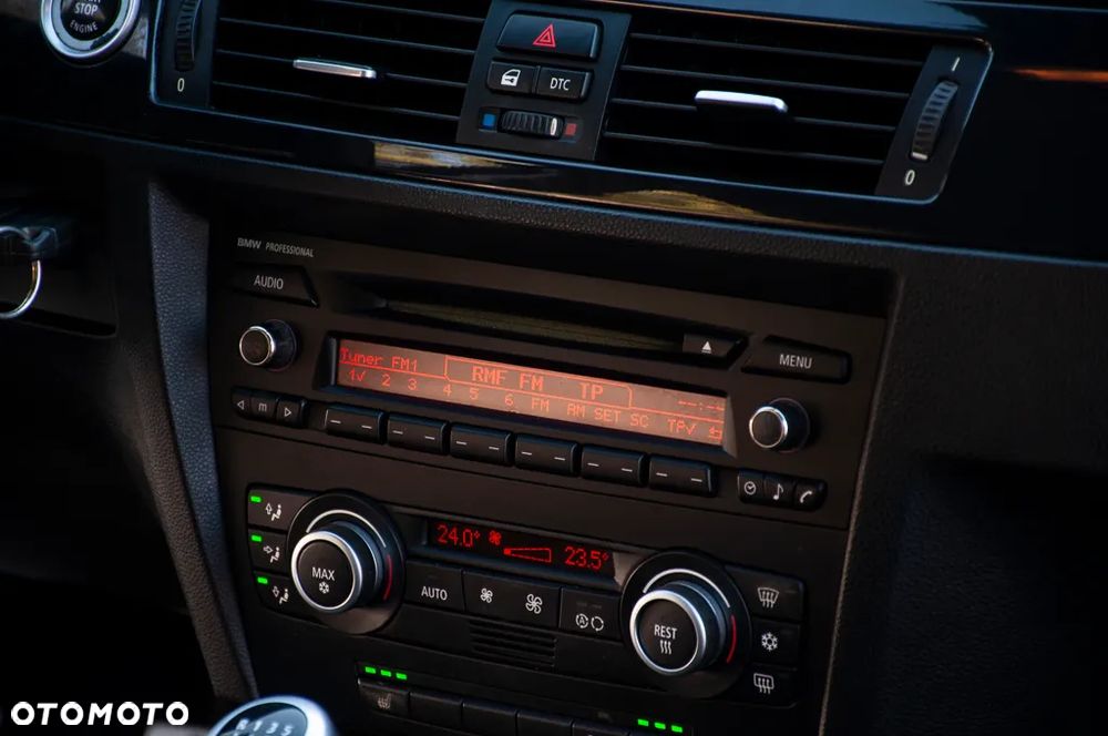 BMW Seria 3 320d - 30