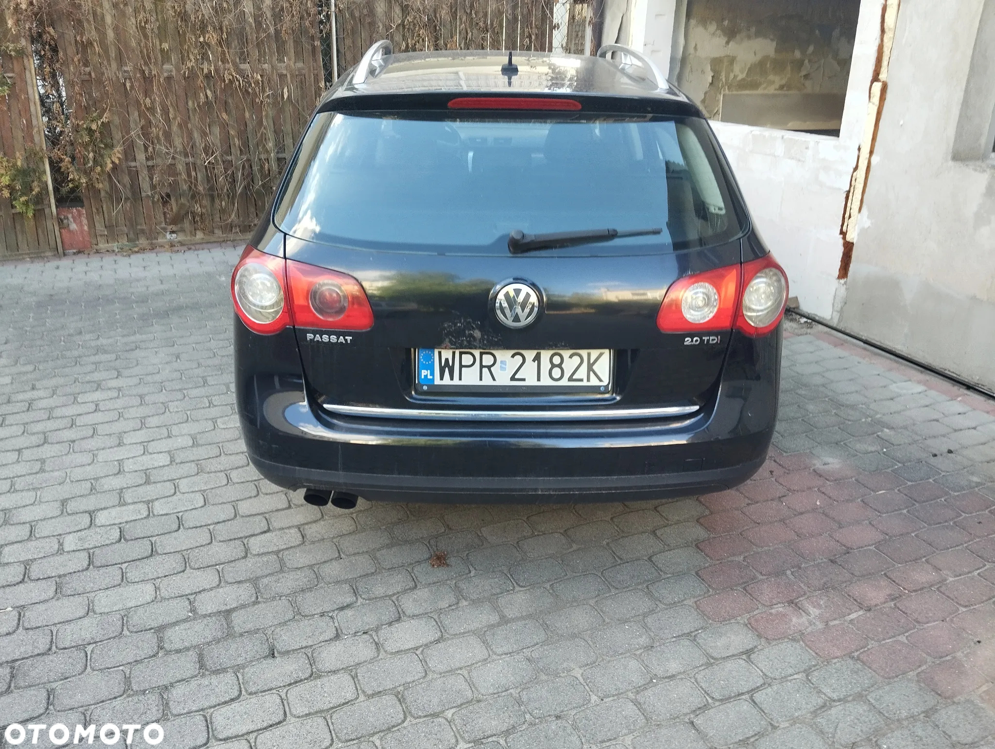 Volkswagen Passat 2.0 TDI DPF Highline - 11