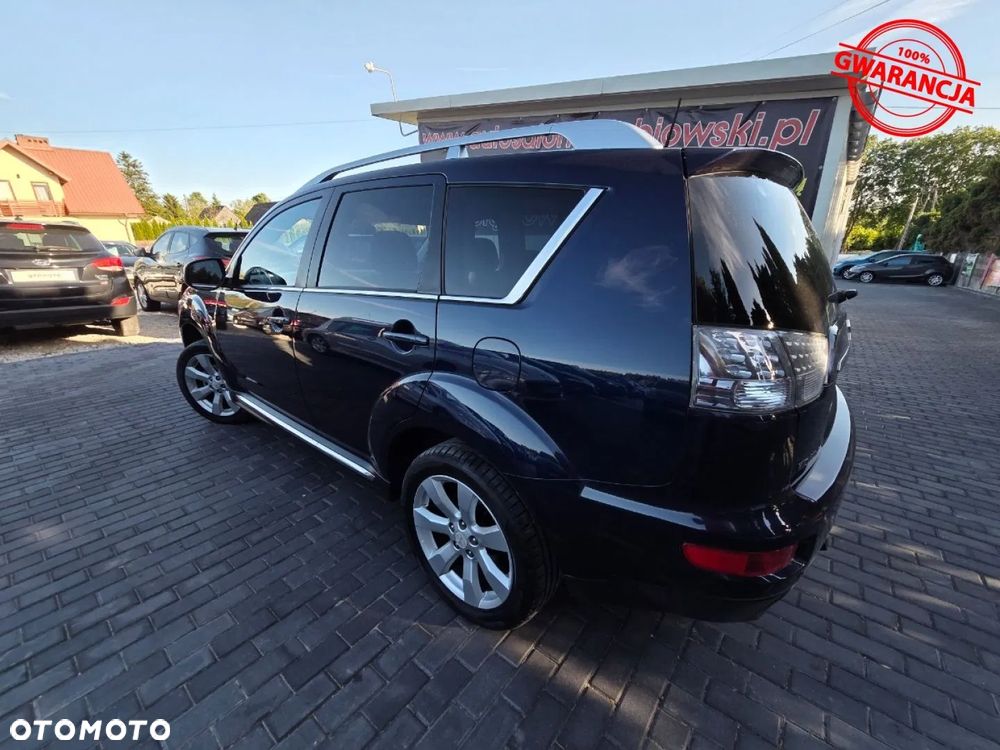 Mitsubishi Outlander - 5