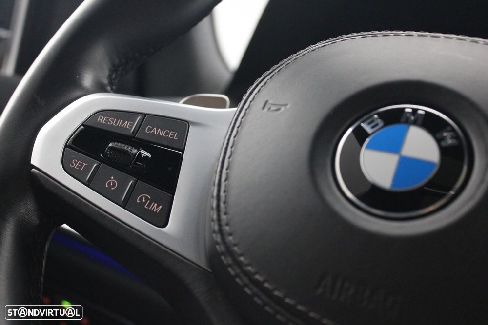 BMW X7 40 d xDrive Pack M — fotografia 12