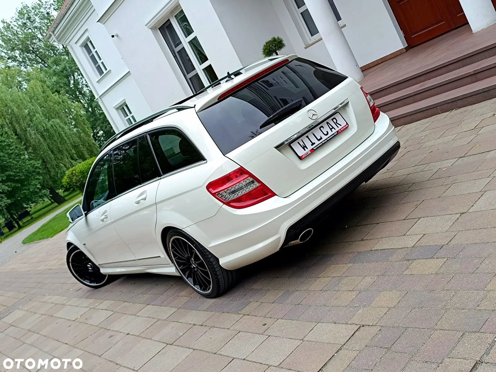 Mercedes-Benz Klasa C 220 (BlueTEC) d BlueEFFICIENCY Edition 7G-TRONIC AMG Line - 3