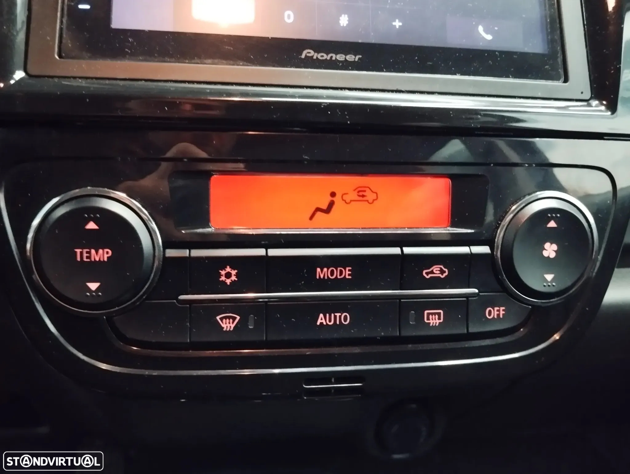 Mitsubishi Space Star 1.2 Intense Connect Edition - 23