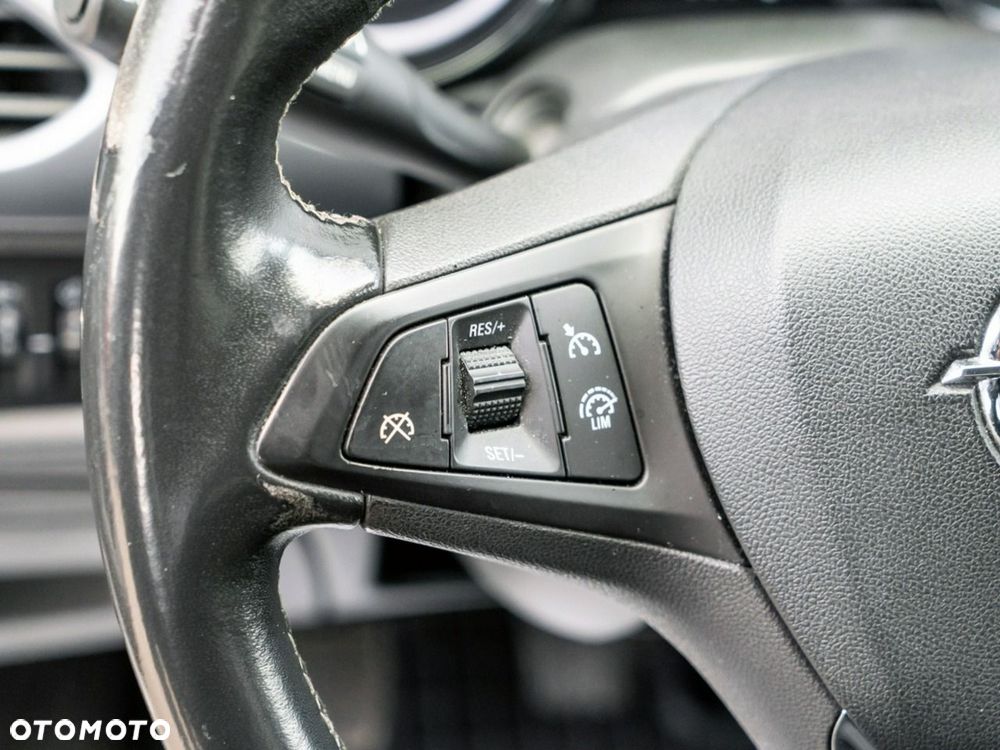 Opel Astra 1.6 CDTI Enjoy S&S - 25