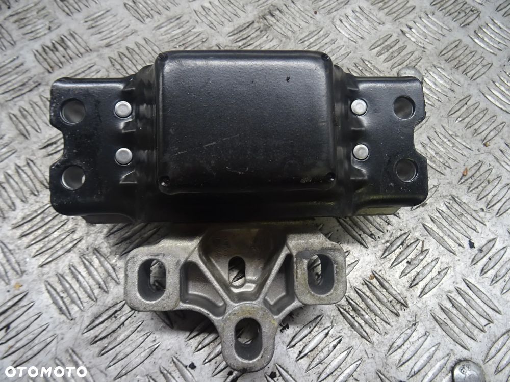 AUDI A3 8P 03-07 2.0 TDI PODUSZKA ŁAPA SKRZYNI BIEGÓW 1K0199555 - 2