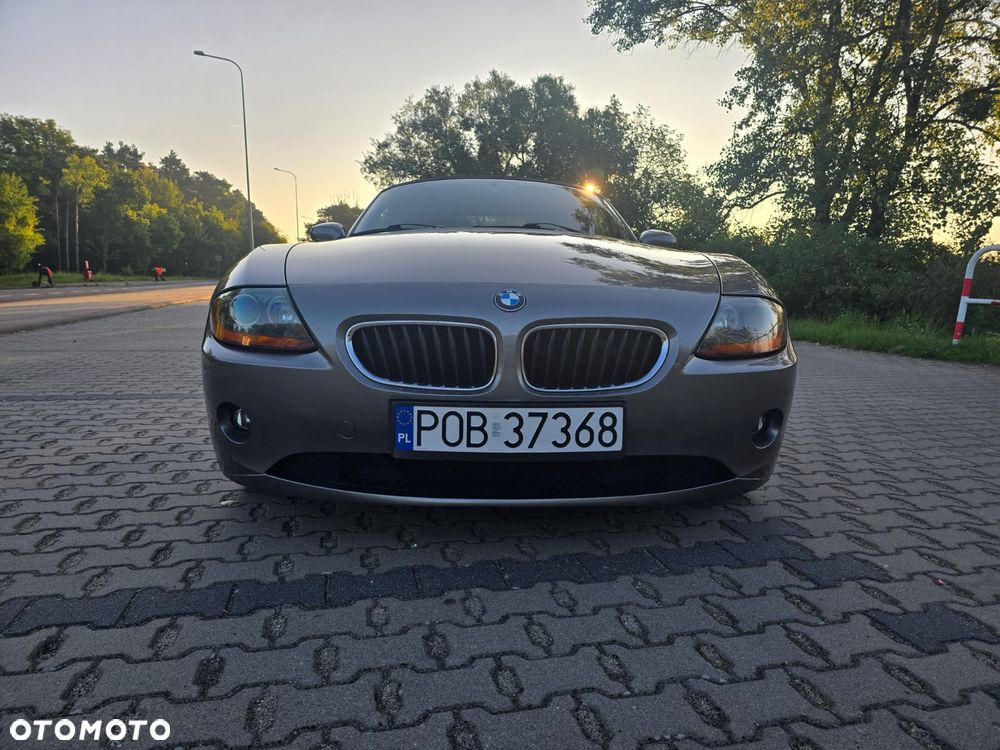 BMW Z4 2.5i - 4