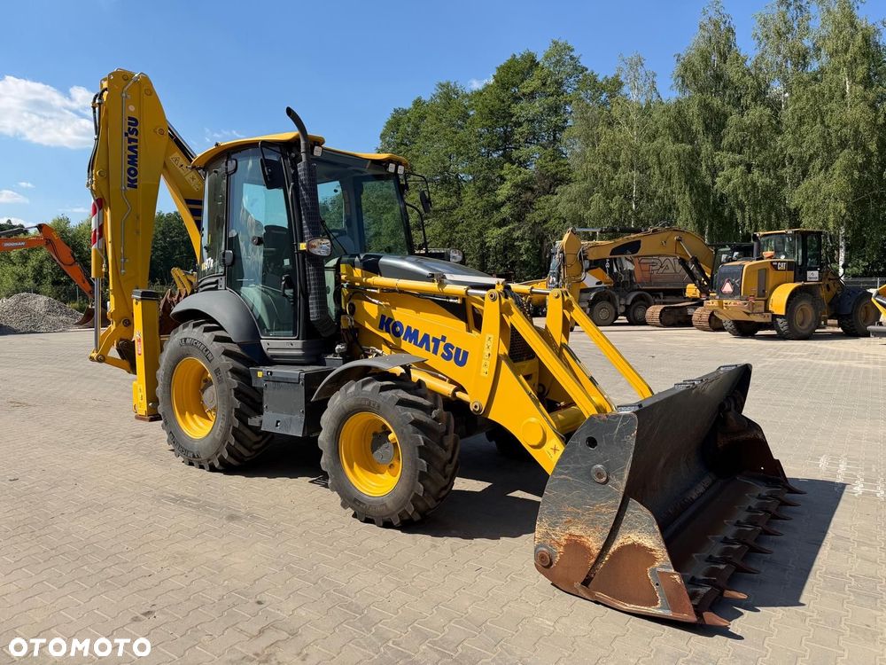 Komatsu WB97R - 3