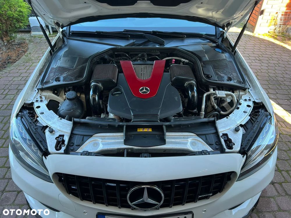 Mercedes-Benz Klasa C AMG 43 4Matic 9G-TRONIC - 12