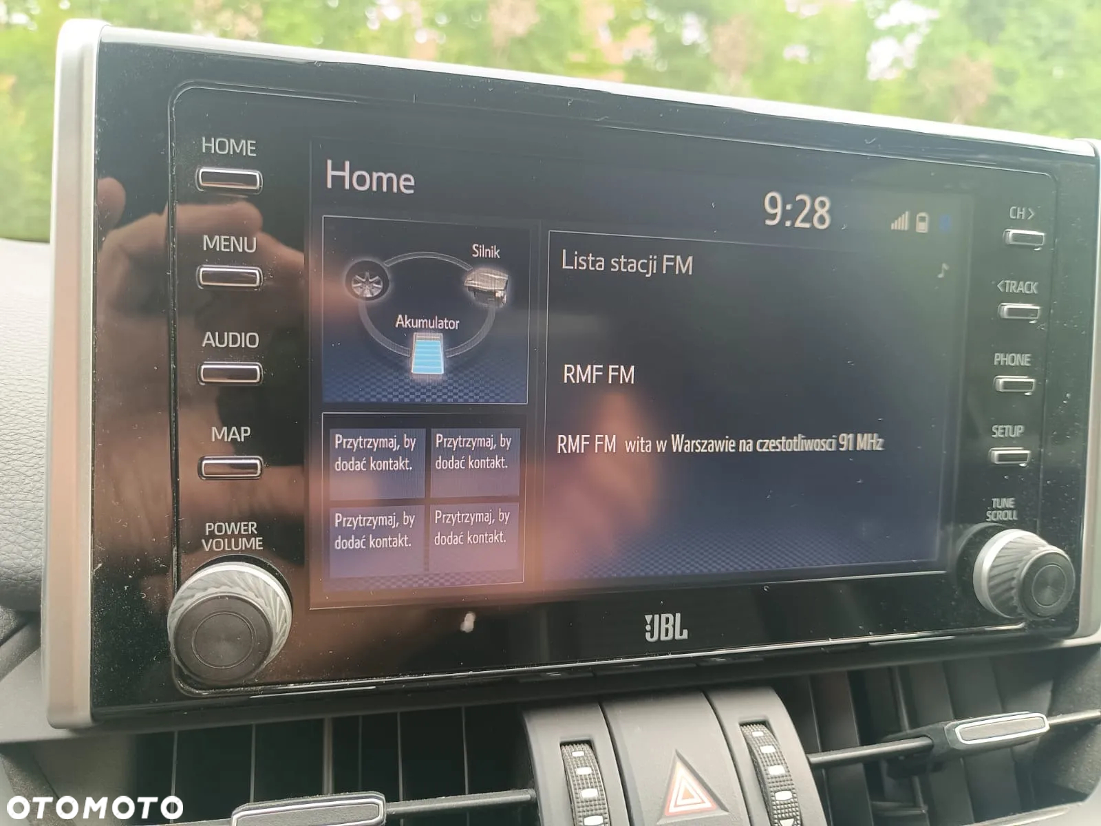 Toyota RAV4 2.5 Hybrid Black Edition by JBL 4x4 - 18