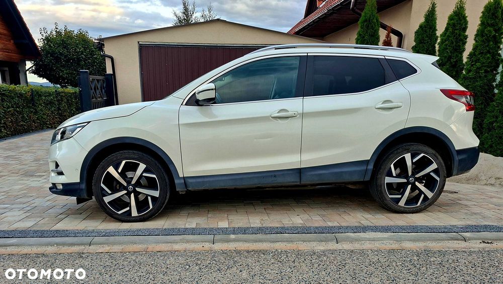 Nissan Qashqai - 2