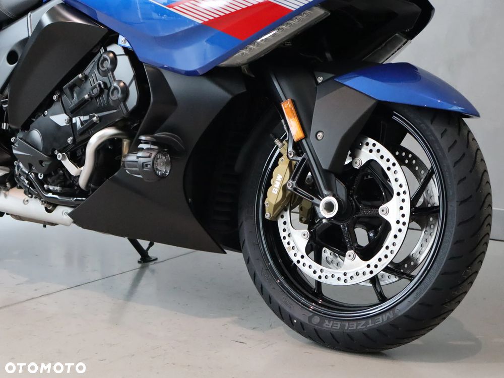 BMW K - 8