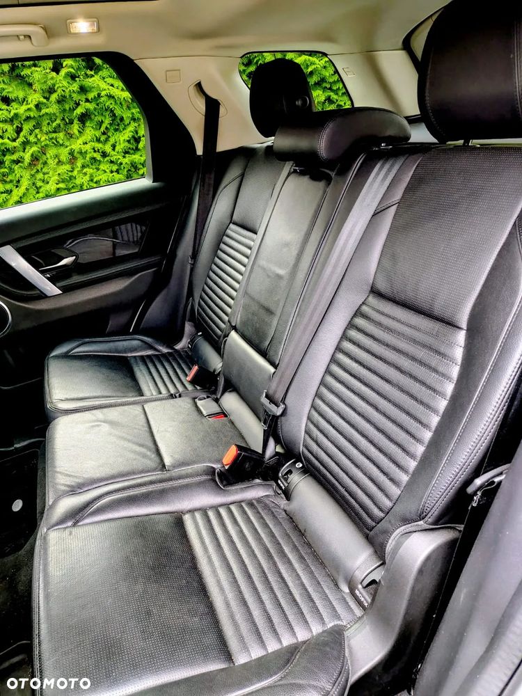 Land Rover Discovery Sport P250 SE - 23