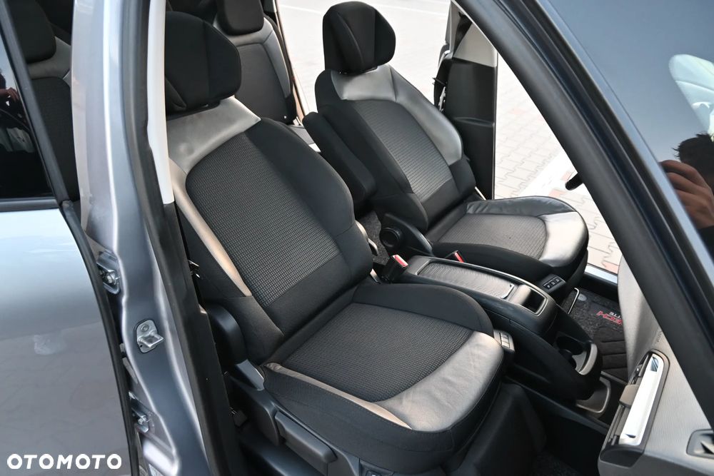 Citroën C4 Grand Picasso 2.0 BlueHDi Exclusive - 27