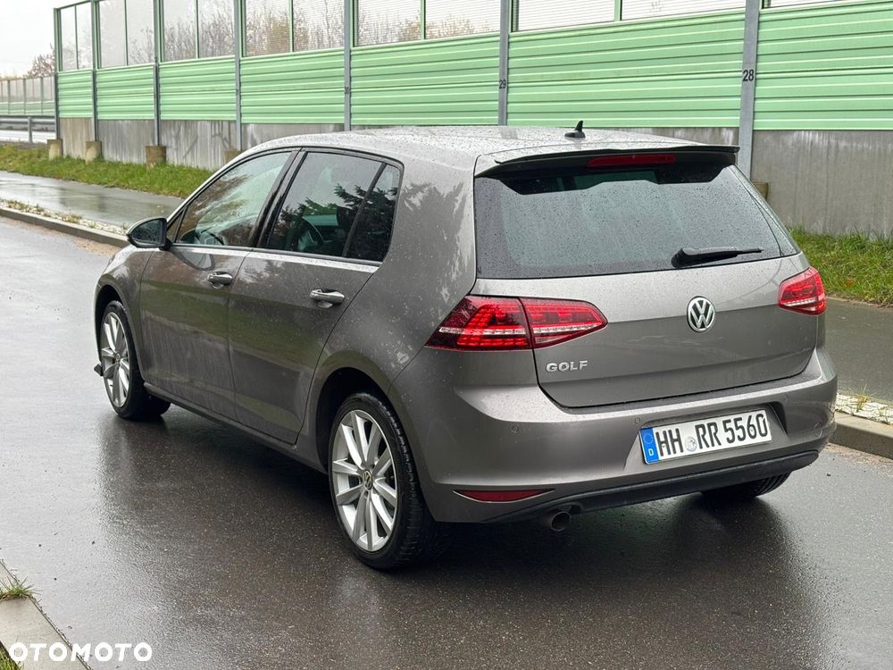 Volkswagen Golf - 17