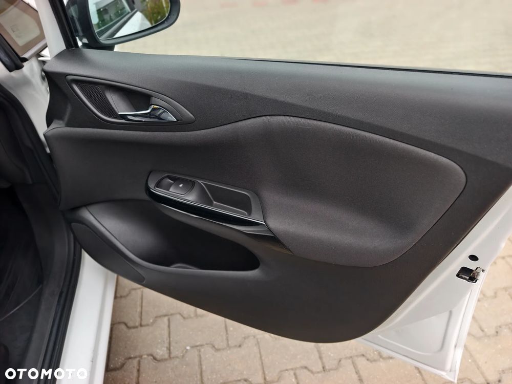 Opel Corsa 1.4 16V Innovation - 15
