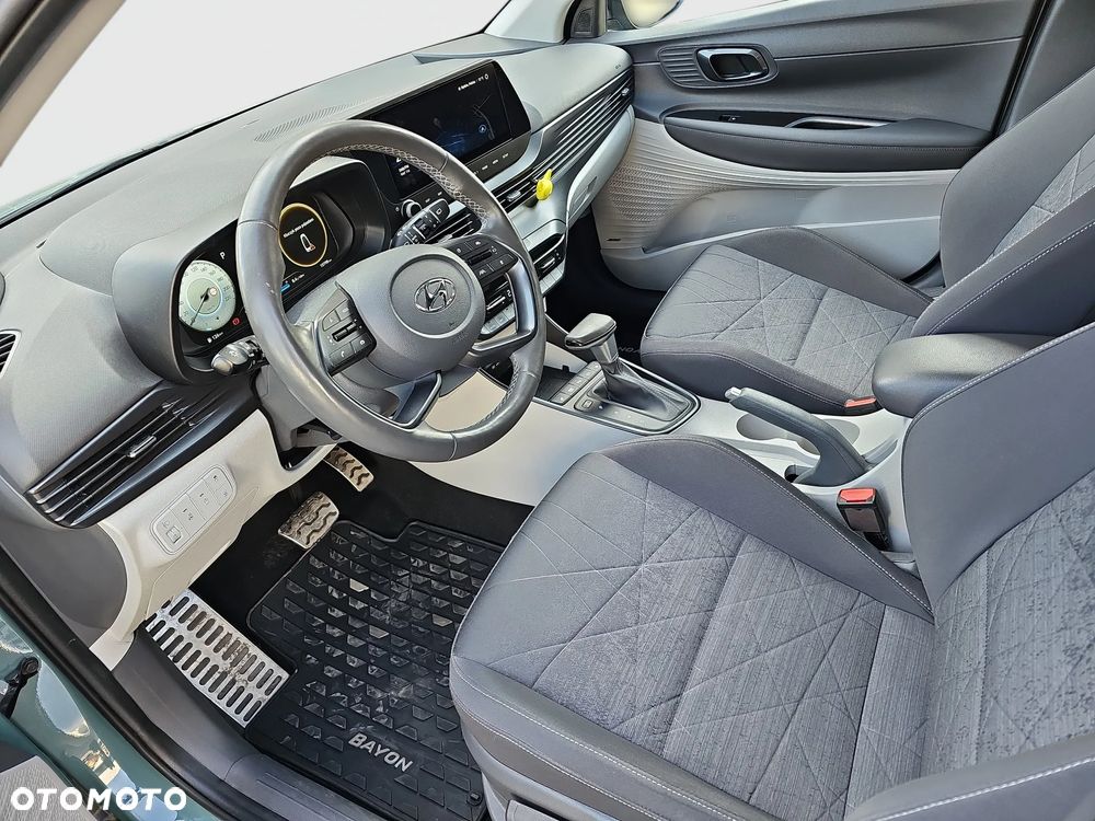 Hyundai Bayon 1.0 T-GDI Executive DCT - 10