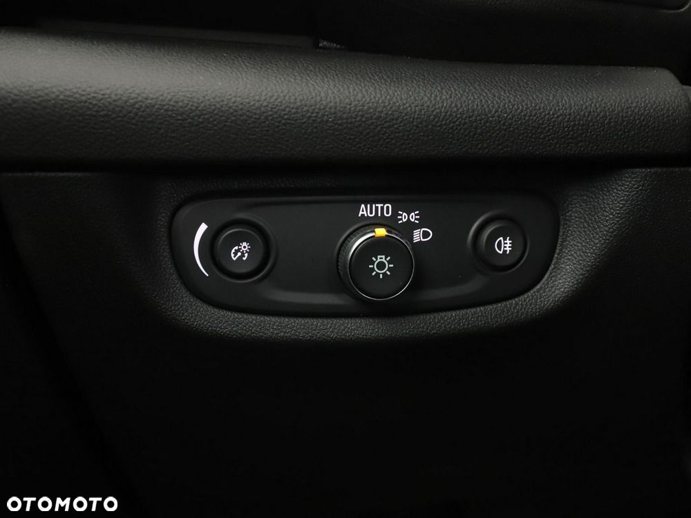 Opel Insignia 2.0 CDTI Exclusive S&S - 33