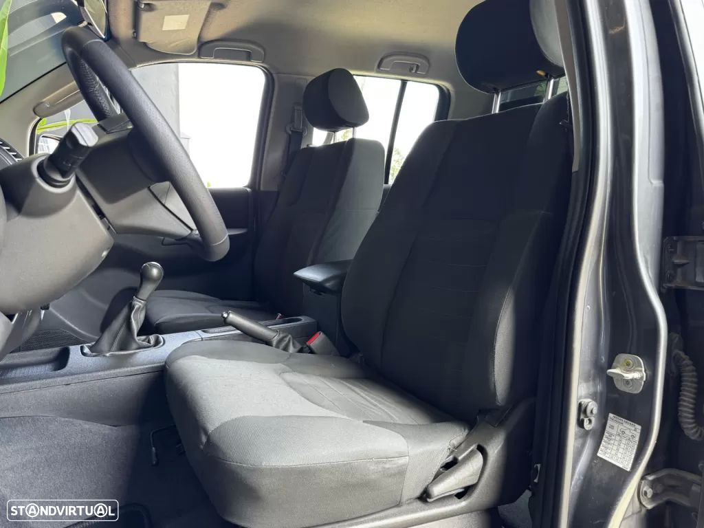 Nissan Navara 2.5 dCi CD FE P.Comfort 4WD - 18