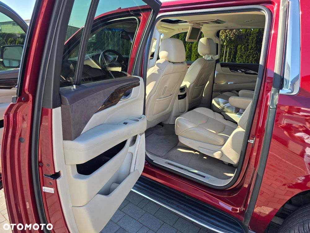 Cadillac Escalade ESV 6.2 V8 AWD AT Premium - 7
