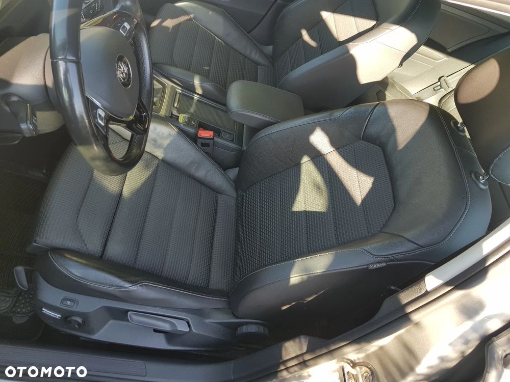 Volkswagen Golf 1.6 TDI BlueMotion Technology Comfortline - 27