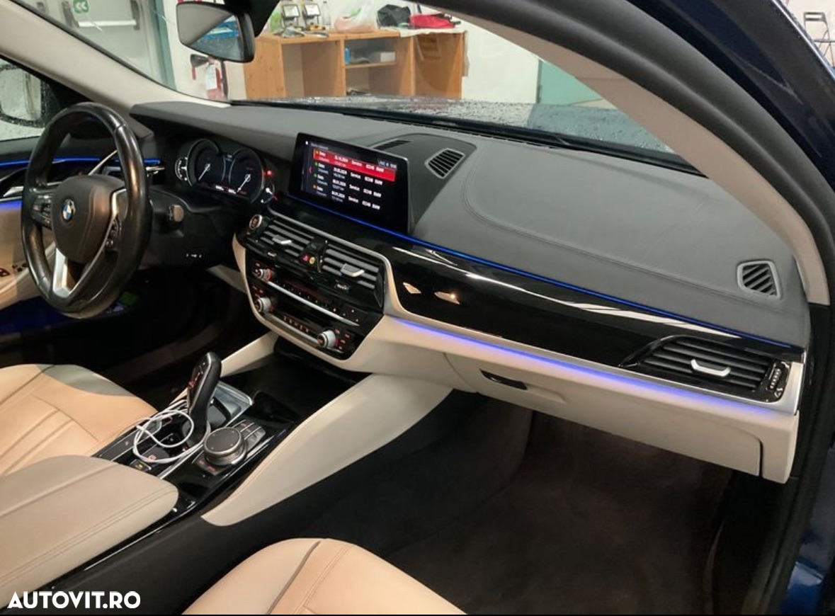 BMW Seria 5 520d xDrive Touring Aut. Luxury Line - 19