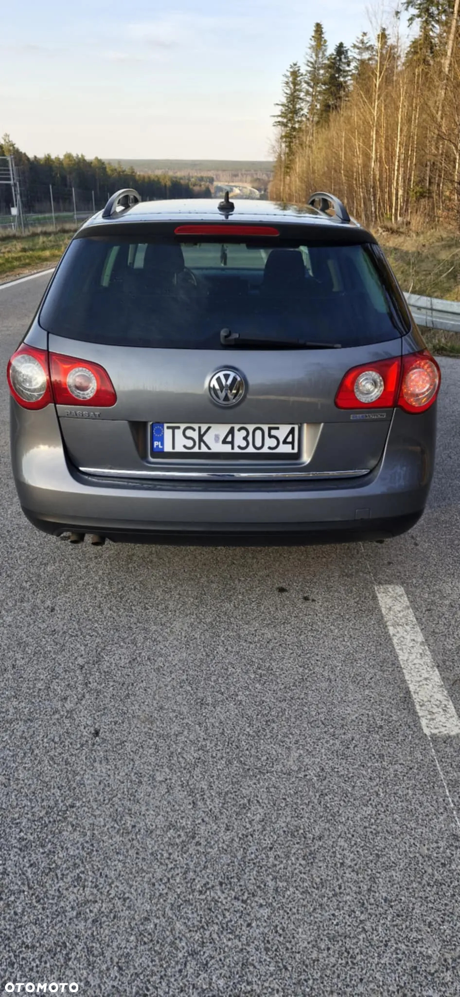 Volkswagen Passat 1.9 TDI Comfortline - 4