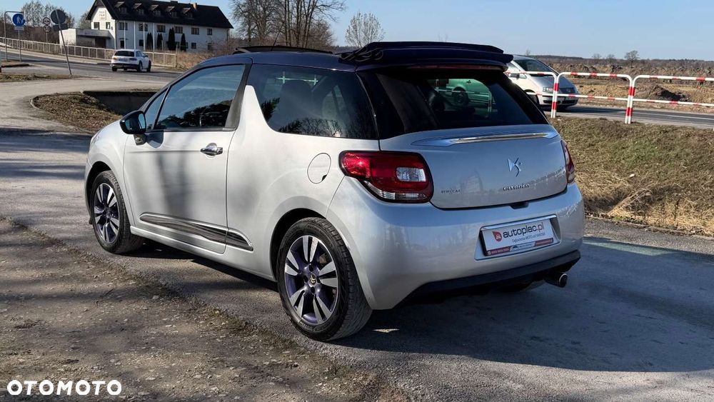 Citroën DS3 VTi 120 Opera Blue - 24