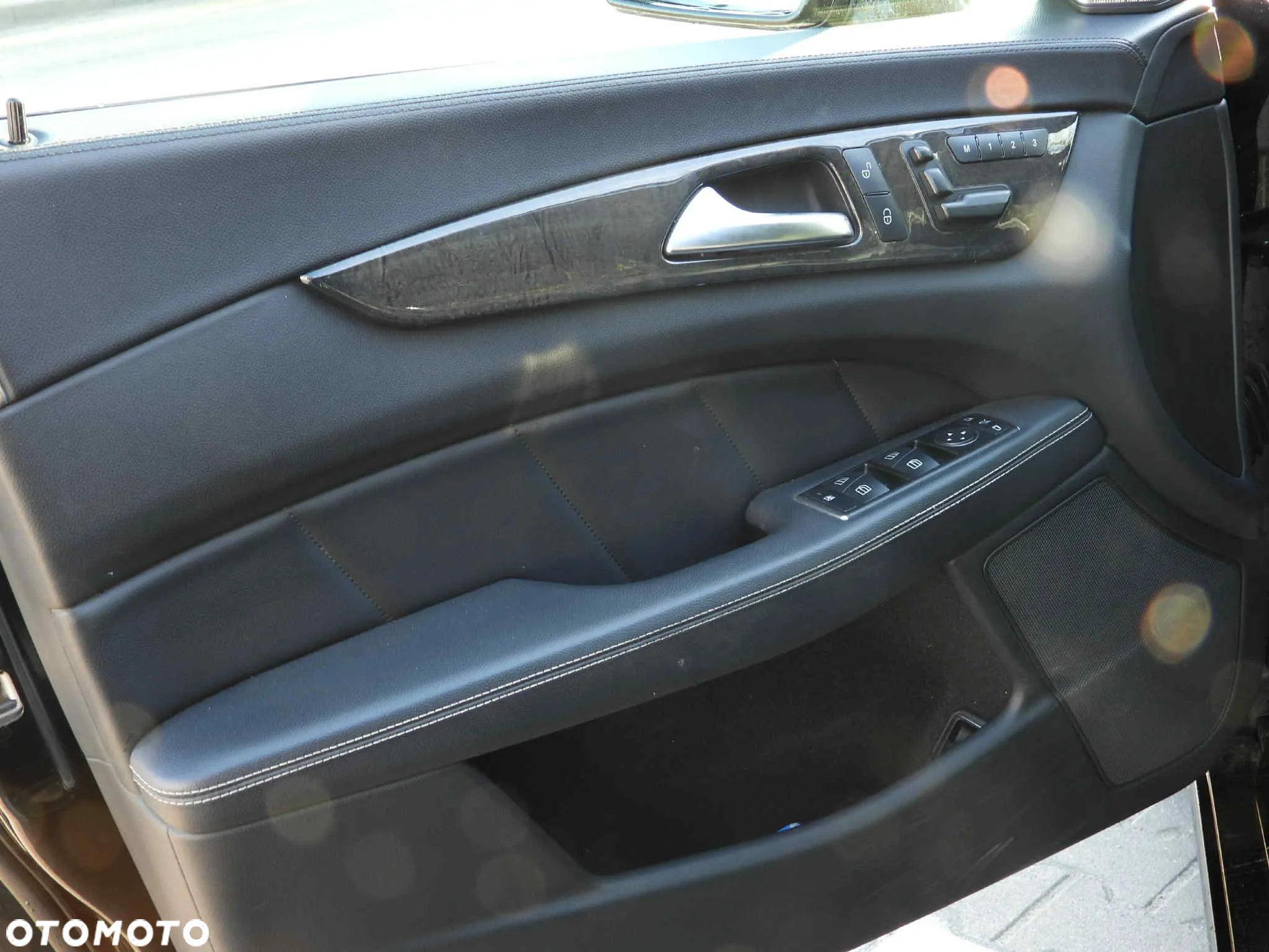 Mercedes-Benz CLS 350 BlueEffICIENCY - 14